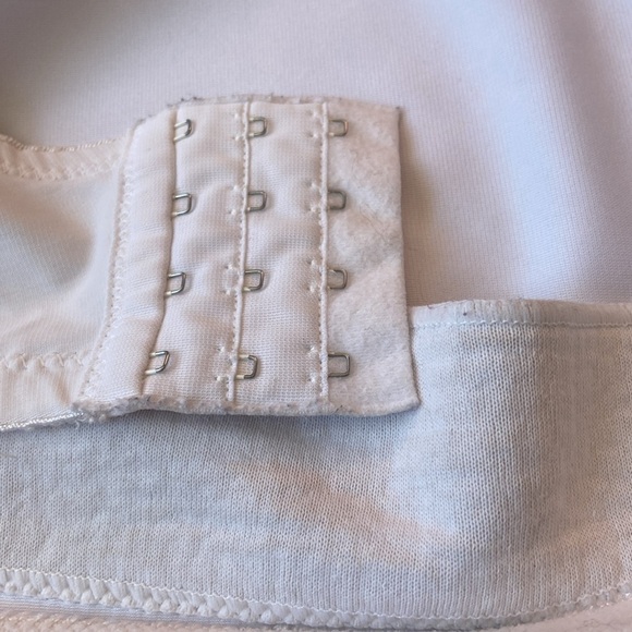 Glamorise White Wireless 54DD Bra - Picture 9 of 11